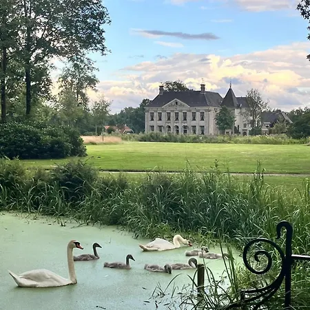 Vakantiewoning 't Linderveld Country house *